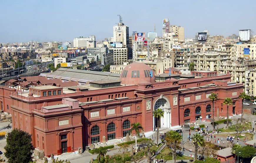 Egyptian Museum, Khan El Khalili & Old Cairo City Tour