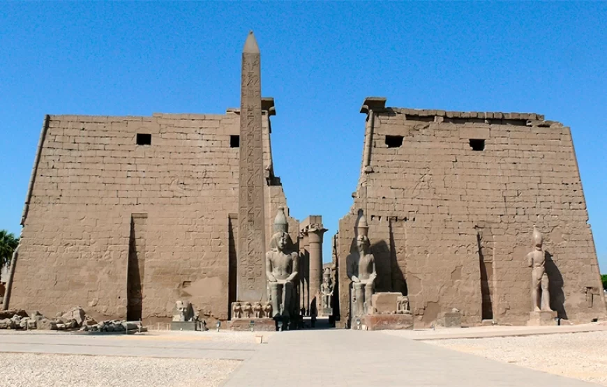 Over Day Luxor by Air from Cairo